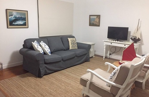 Hat Head House | *Covered outdoor Area* New Bathroom*Linen not included* Direct Creek access*