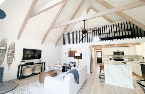 Munds Park Cabin | Coziest A-Frame In The Woods