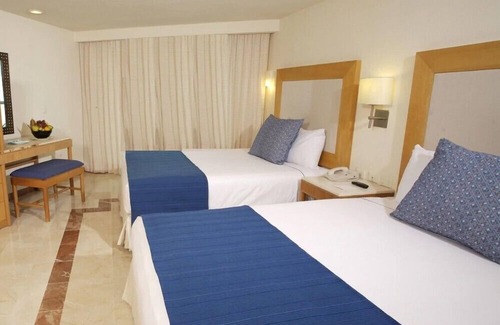 Cozumel Hotel | Cozumel Beach-front Studio w Hot Tub Ideal for Weekend Getaway