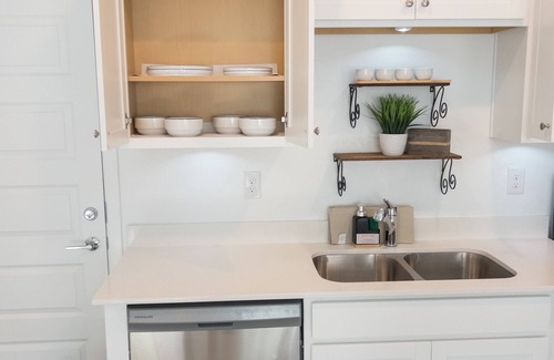 Avondale Apartment | Cozy 1-Bedroom Getaway with 2 Comfy Beds – Perfect for Relaxation!