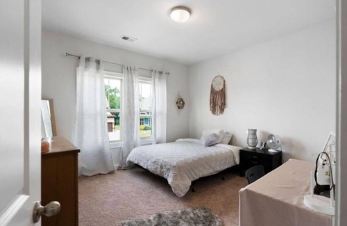 Cartersville House | Cozy 1-bedroom in large house in popular Cartersville with fitness room, WiFi