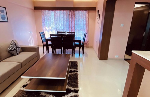 Kalyani Nagar Apartment | Cozy 1-bedroom w/WiFi & AC in lovely Pune, perfect to relax & rejuvenate
