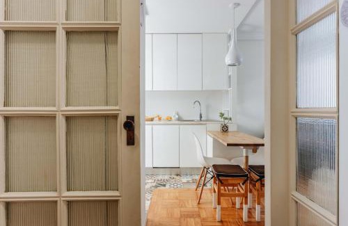 Bonfim Apartment | Cozy 1-Bedroom with Private Terrace in Palmela