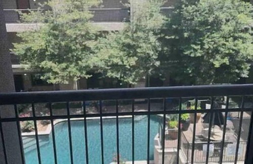 Uptown Apartment | Cozy 1 br Apt with jetted tub near Galleria