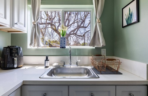 Los Cerritos Cottage | Cozy 100-year-old Brick Cottage. Thoughtfully designed for Travel Professionals.