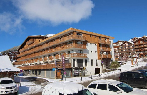 Jeux Apartment | Cozy 1BR Apt for 6, Ski-In/Out Access, South/West Balcony, Pet-Friendly, Central l'Alpe d'Huez