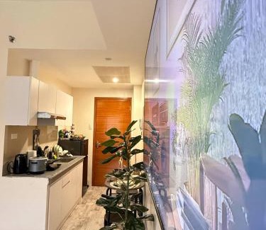 Minglanilla Apartment | Cozy 1BR in Zef, Near Anjo World Wifi, Pool, Gym
