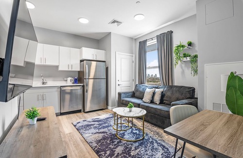 Everett Apartment | Cozy 1BR Near Encore Boston 0518