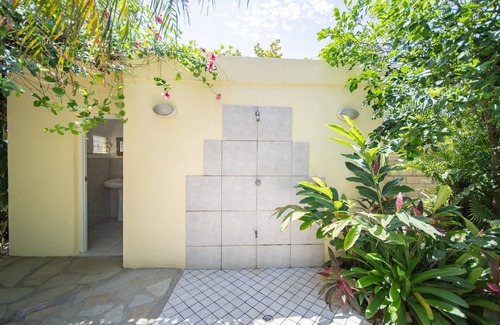 ProCab Apartment | Cozy 1BR – Pool, Walk to Beach, Quiet & Secure