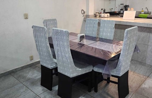 Los Reyes Apartment | Cozy 2-bedroom apartment in nice Los Reyes Acaquilpan with WiFi