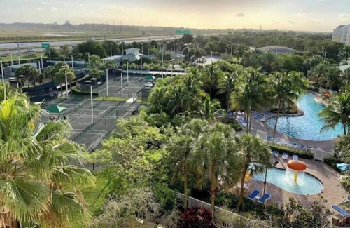 Weston Apartment | Cozy 2-bedroom apartment in charming Weston with AC, fitness room