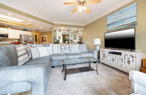 Orange Beach Condo | Cozy 2 Bedroom Condo - Phoenix on the Bay 1214