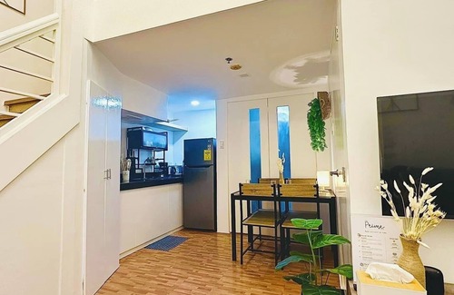 Highway Hills Condo | Cozy 2-bedroom condo in fabulous Mandaluyong with AC, WiFi