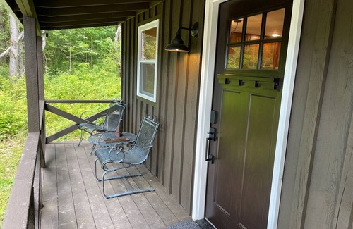 Thompson Cottage | Cozy 2-bedroom cottage with WiFi, AC, and Hot Tub on 10 acres.