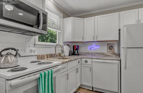Donelson Hills House | Cozy 2-bedroom home just minutes from BNA and The Opry