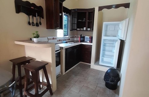 Tela Hotel | Cozy 2-bedroom hotel in wonderful Tela with AC, WiFi