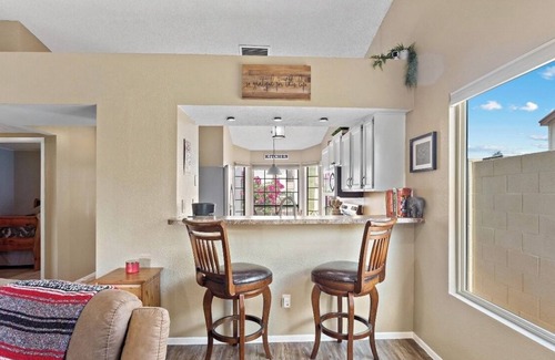 Casas Adobes House | Cozy 2-bedroom house directly across from Tucson National Golf Resort