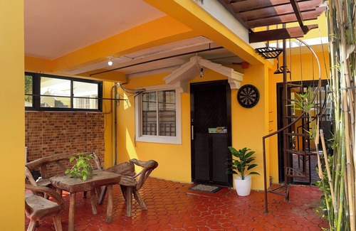 Tarlac House | Cozy 2-bedroom house in welcoming Tarlac with pool access