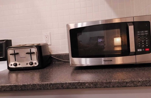 Ajax Apartment | Cozy 2 bedroom plus Den walkout basement apartment