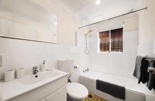 Cabramatta Apartment | Cozy 2-Bedroom Retreat with Parking in Cabramatta