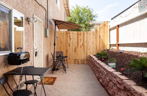 Rancho del Rey House | Cozy 2 Bedroom Suite, patio w/lights & BBQ grill!