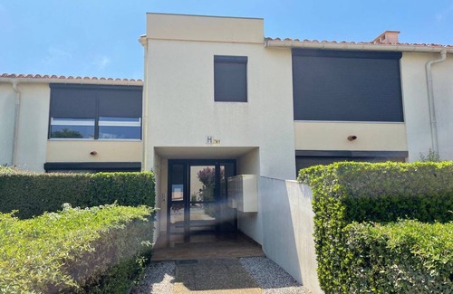 Argeles Plage Apartment | Cozy 2-Room Apartment with Pool, Tennis, and A/C – 500m from Beach in Argelès-sur-Mer
