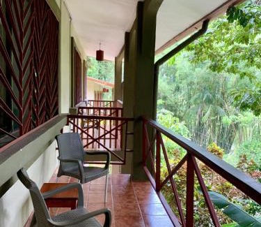 Quepos Apartment | Cozy 2BR EcoCondo 3 w Free Security WiFi