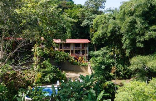 Quepos Apartment | Cozy 2BR EcoCondo 3 w Free Security WiFi