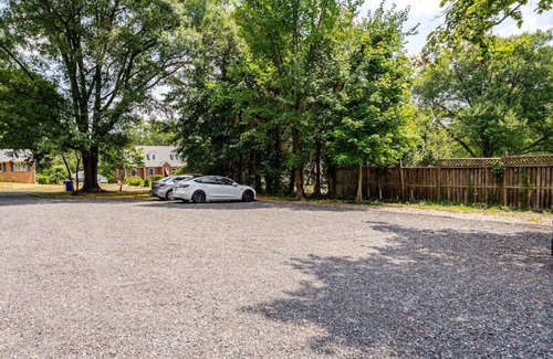 Fairland Apartment | Cozy 2BR1BA apt in SilverSpeing