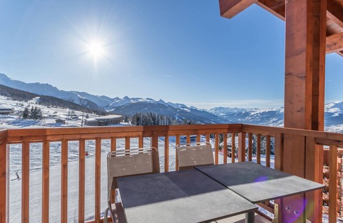 Arc-1800 Apartment | Cozy 3-bedroom apartment with pool, spa, and parking - Arcs 1800