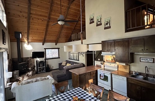 Mi-Wuk Village Cabin | Cozy 3-bedroom chalet with loft in charming Mi-Wuk Village. nnnn