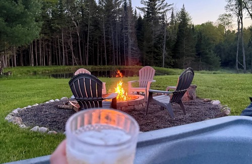 Boonville Cabin | Cozy 3 Bedroom Cabin in the Adirondack Foothills