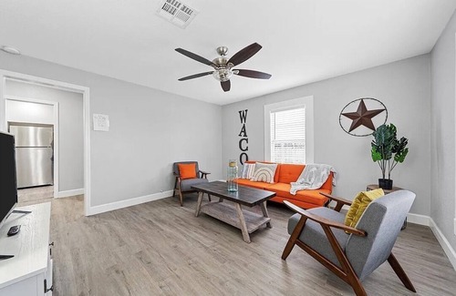 North Waco House | Cozy 3 Bedroom Home in Waco - Newly Listed!