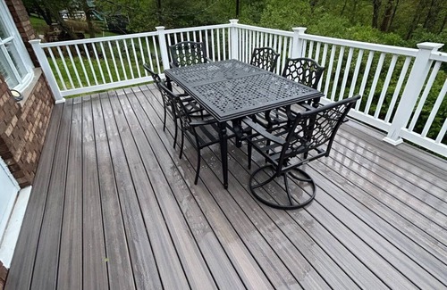 Edgewood House | Cozy 3-Bedroom House with WiFi, streaming TVs in Peaceful Edgewood