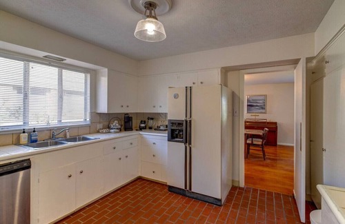 MacGregor House | Cozy 3br home by the medical center