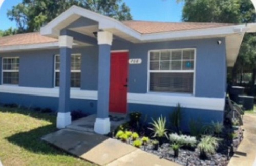 Ocala House | Cozy 3BR Home in Ocala - For Work Teams & Families