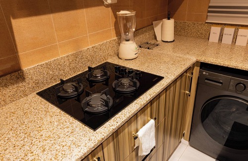 Nungua House | Cozy 4-Bedroom Townhouse in Community 25, Tema