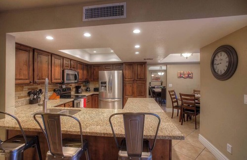Sunset Ridge House | Cozy 4-BR home near Kierland with heated pool