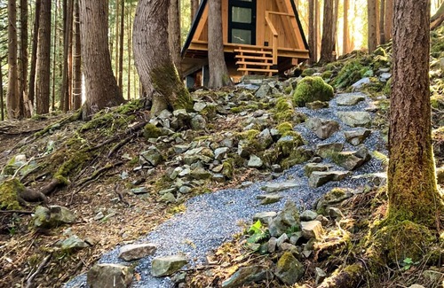 Vananda Cabin | Cozy A frame Cabin in the forest on Texada Island