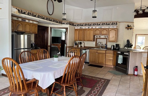 Kalifornsky House | Cozy and Comfortable Home with a beautiful Mountain View