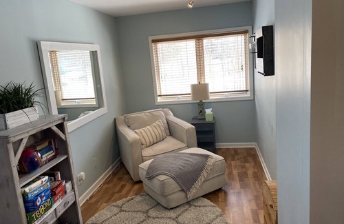 Zenda House | Cozy and Private Home Located within Minutes of Downtown and the Water