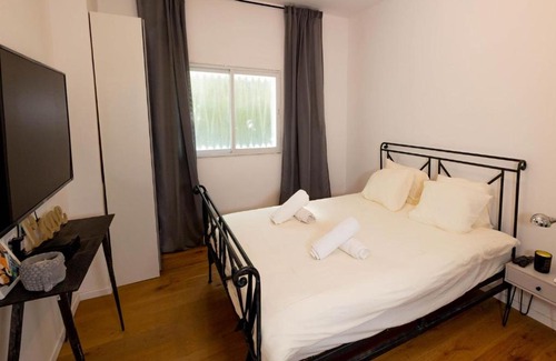 Old North Apartment | Cozy Aparment 2Bedrooms Near Center of Tel-Aviv