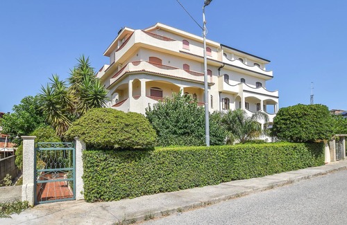 Guardavalle Marina Apartment | Cozy apartment in central location for your fantastic vacation by the sea.