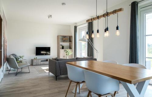 Kamperland Apartment | Cozy Apartment In Kamperland With Wifi