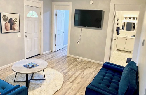 North Greece Apartment | Cozy Apartment in Quiet Spencerport with Private Deck