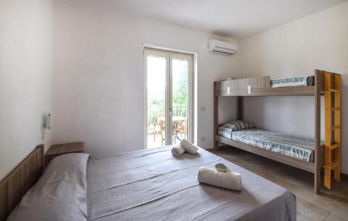 Santa Maria Apartment | Cozy Apartment In Ricadi