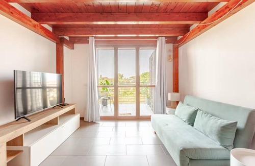 Zona XXX Castel Fusano House | Cozy Apartment in Rome Infernetto, a few minutes from the sea and EUR.