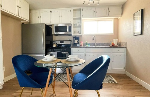 Harbor House | Cozy Apartment in the city of Long Beach