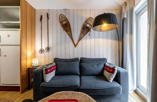 Cauterets Apartment | COZY APARTMENT RENOVATED CITY CENTER AVENUE LECLERC WIFI AND PRIVATE COVERED PARKING