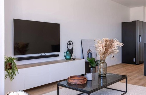 Heist Apartment | Cozy apartment with beautiful seaview